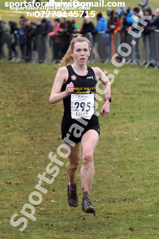 Senior womens Northern Cross Country Champs., Camp Hill Estate, Kirklington.  Photo: David T. Hewitson/Sports for All Pics